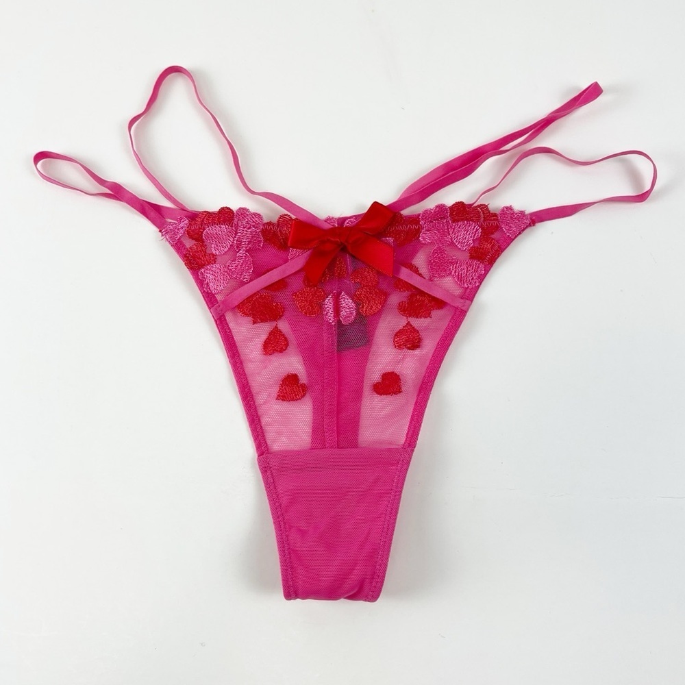NEW Love Vera Mesh Lace Thong Panty Underwear Pink Red Heart Size Medium NWOT